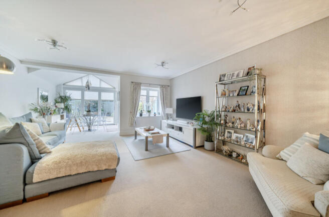 1408730-20-698b42...