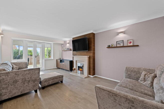 3 bed Detached Bungalow for sale Image 4