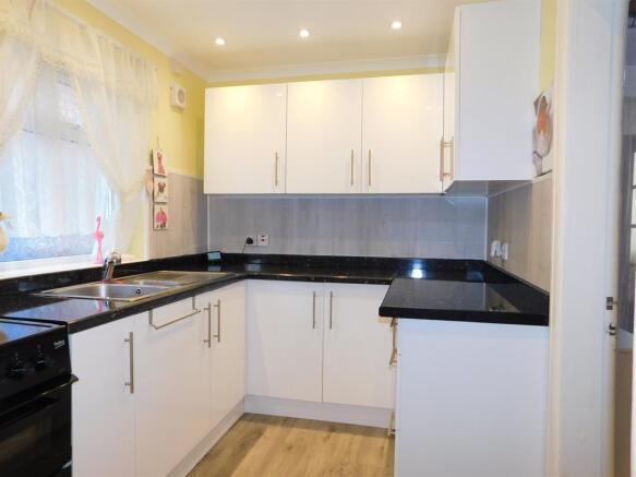 Kitchen 1