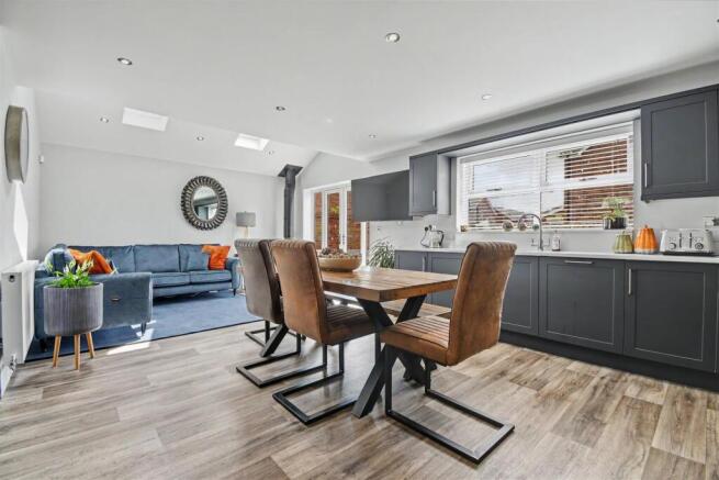 Living Kitchen Diner