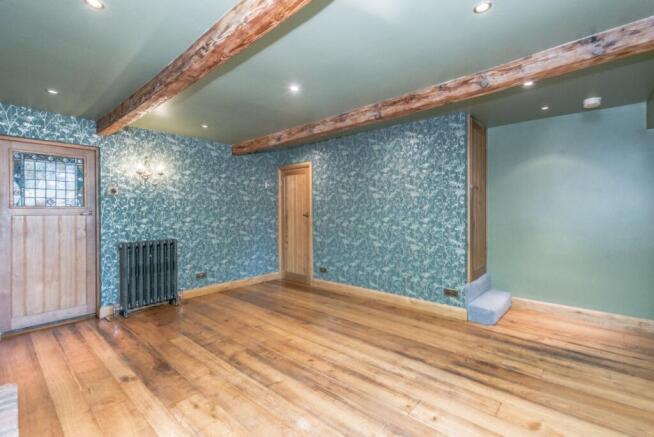 3 bed Terraced for sale Image 10