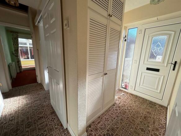 Hallway.jpg