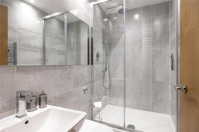 2 bed Penthouse for sale Image 11