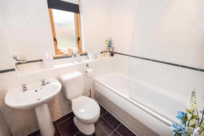 Bathroom15100560461510106606.jpg