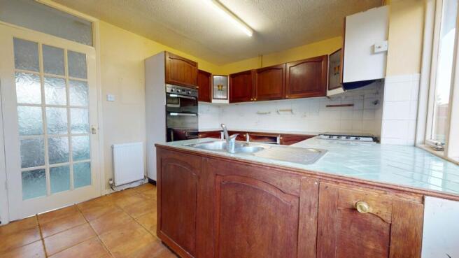 8 Harrington Heath, Telford, Shropshire, TF5 0LE photo 4