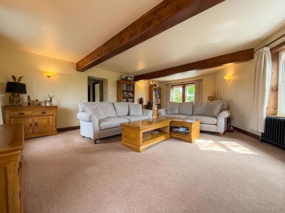3 bed House for sale Image 8
