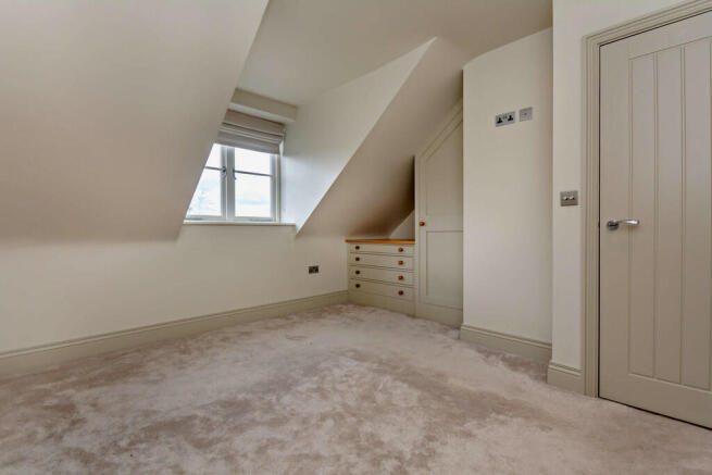 8592195-interior0...