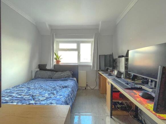 Photo 10
