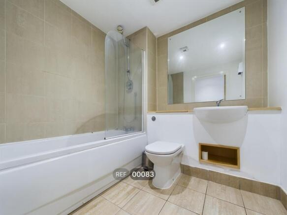 1 bed Apartment to rent Image 6