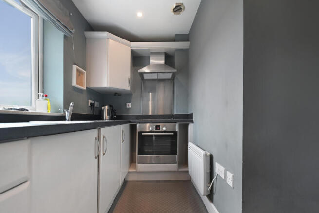 2 bed Apartment for sale Image 5