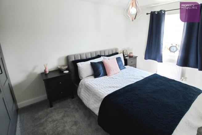 4 bed Detached for sale Image 12