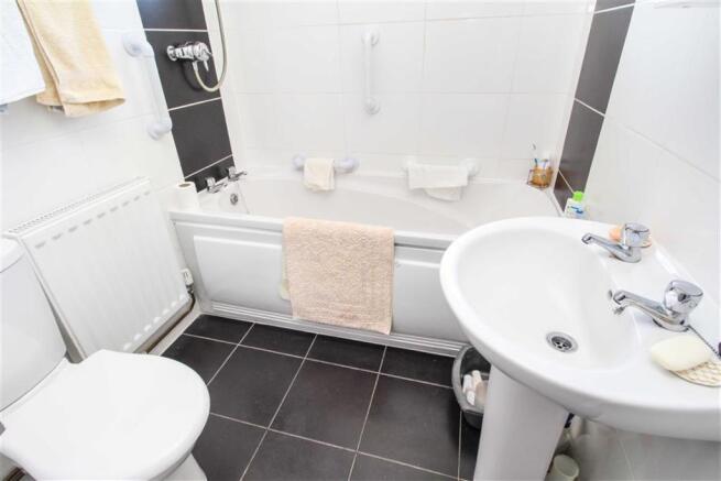 Photo 8