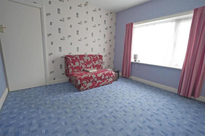 3 bed Semi-Detached for sale Image 10