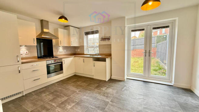 3 bed Semi-Detached for sale Image 5
