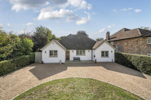 Marston, Little Windmill Hill, Kings Langley WD4 9DG