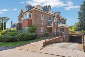 8, Park Grove, Beaconsfield HP9 2EN