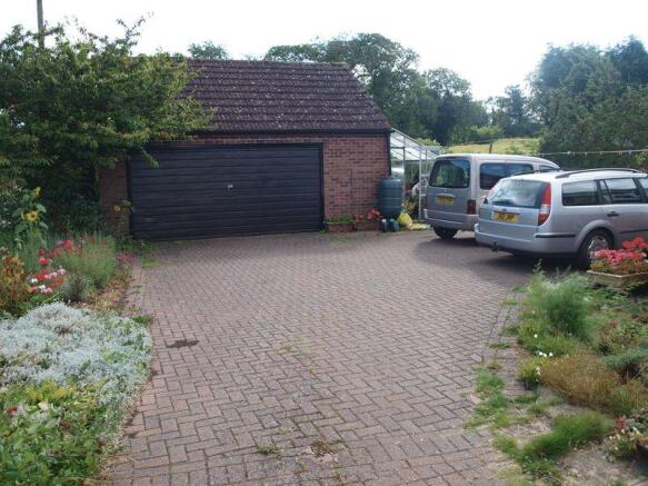 Double Garage &...