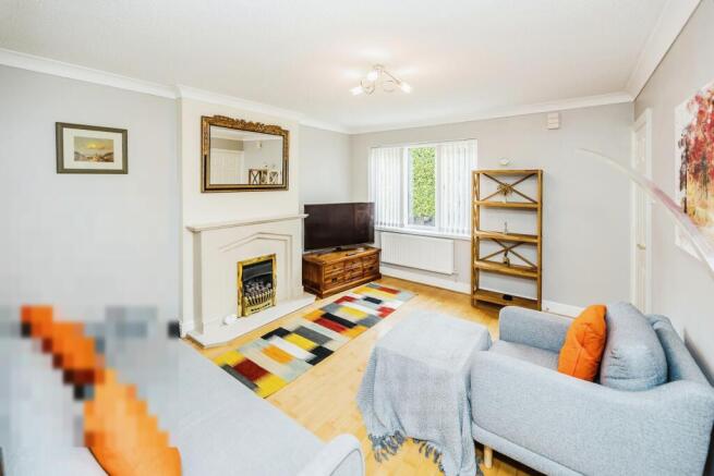 4 bed Detached for sale Image 7