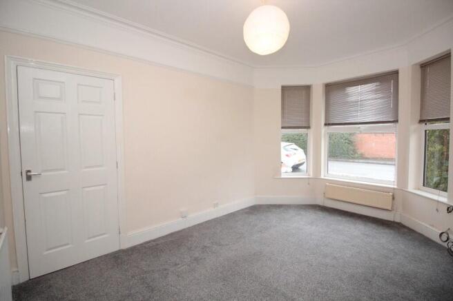 Oxford Gardens, Stafford, ST16 photo 2