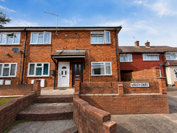 Loxley Court RM3