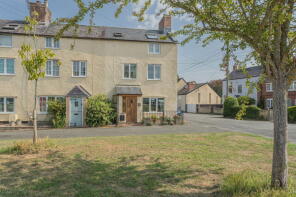 1, The Chipping, Kingswood GL12 8RT