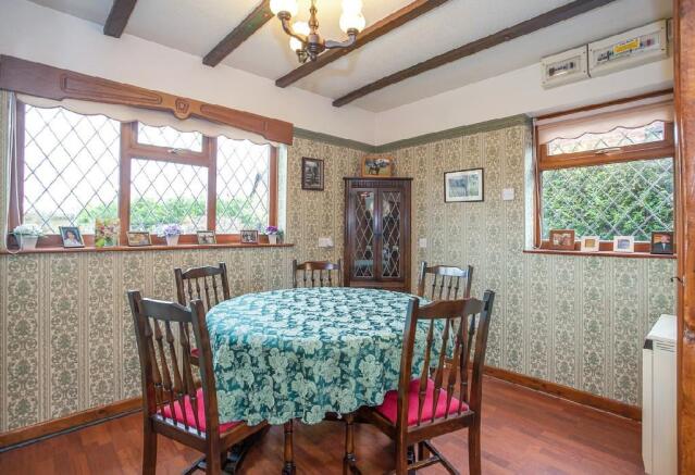 Dining Room 1.jpg