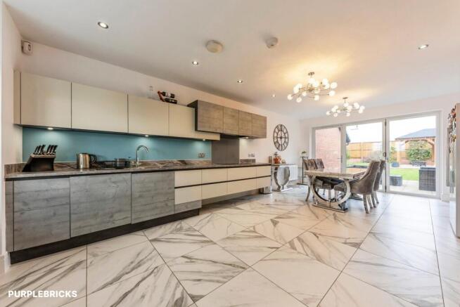 Ribbon Pond Drive, Newark, NG24 photo 3
