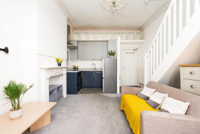 Flat 1 5 Bushy Park-14.jpg