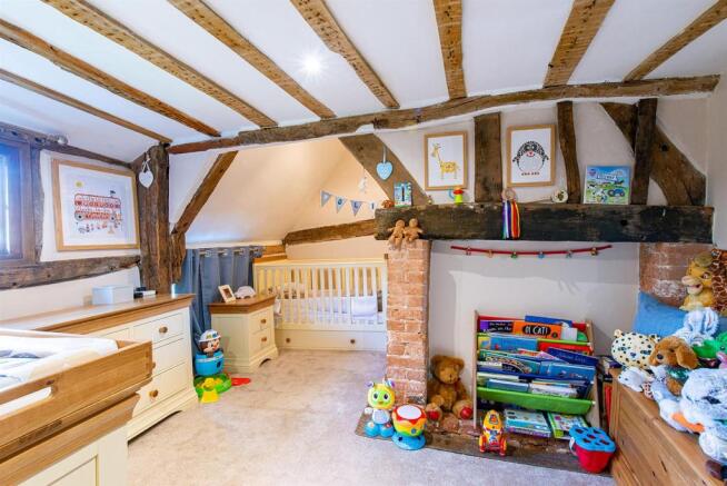 Bakers Cottage bedroom4.jpg