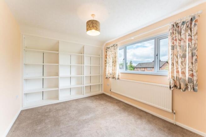 3 bed Detached for sale Image 11