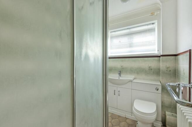 en suite shower