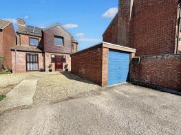 4, Bruyn Road, Fordingbridge SP6 1QZ