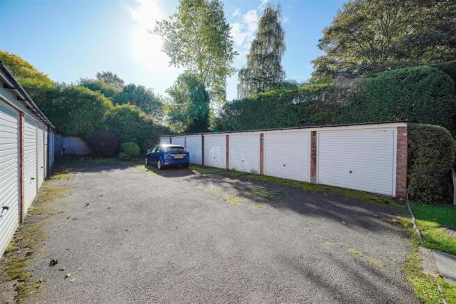 Garage En-Bloc