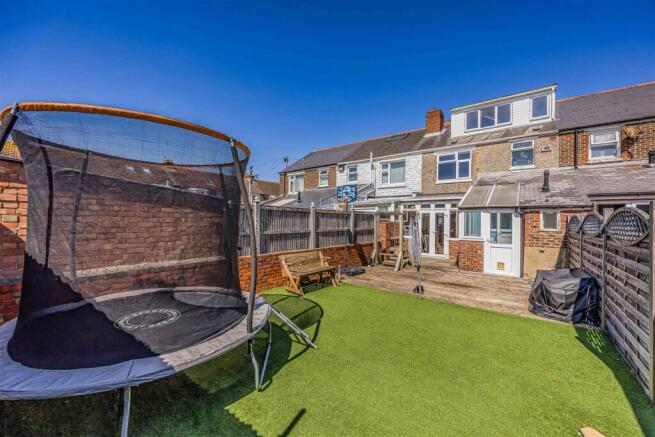 6 Cedar Grove, Baffins-Small-PorticoMarketing-Sold