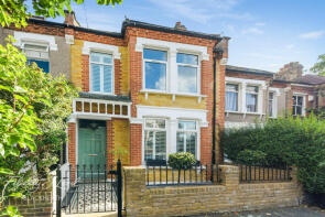 114, Eastcombe Avenue, London SE7 7LW