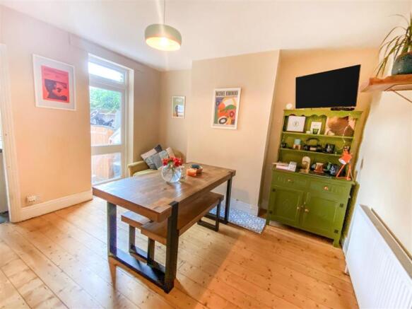 Dining Room.JPG