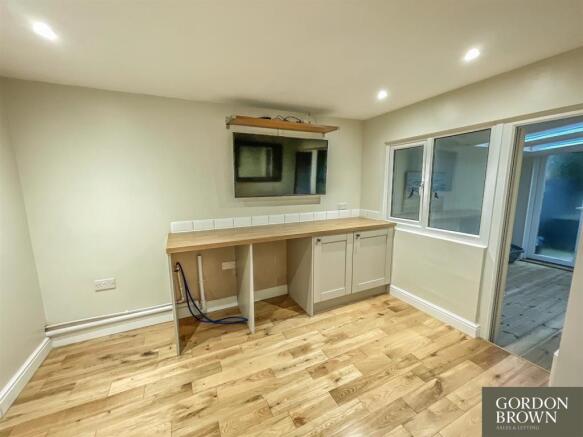 Utility room / Converted garage
