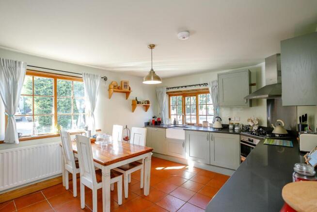 8390529-interior12-800.jpg