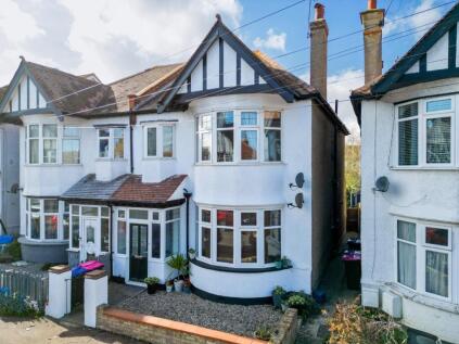 Chalkwell Park Drive, Leigh-On-Sea