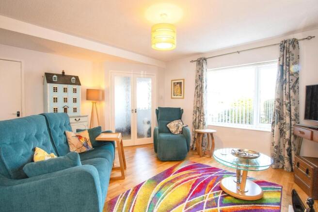 Lounge: