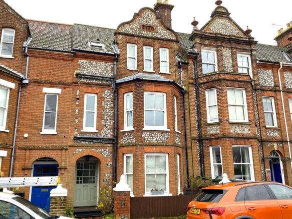 2-bed flat on Cromer, £225,000