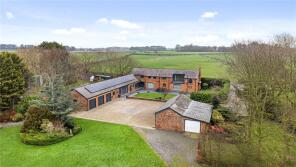 Mill Farm, Weeton Road, Poulton-le-fylde FY6 8NQ