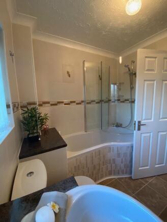 Photo 25