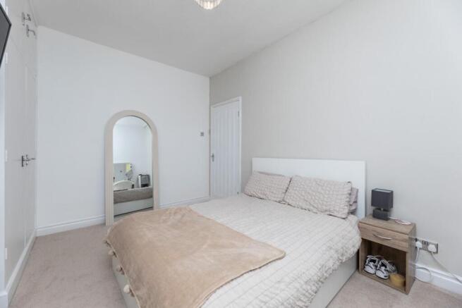 3 bed Semi-Detached for sale Image 9