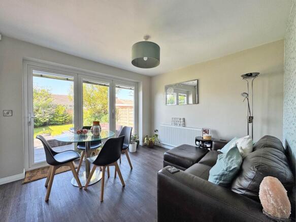 4 bed Detached for sale Image 6