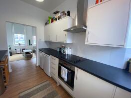 First Floor Flat, Topsfield Parade, Tottenham Lane, Hornsey, London N8 8QA