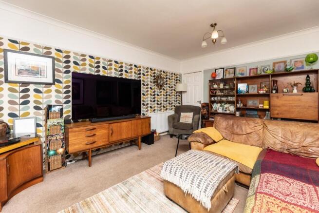 2 bed Semi-Detached for sale Image 8