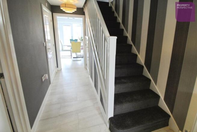 4 bed Detached for sale Image 7