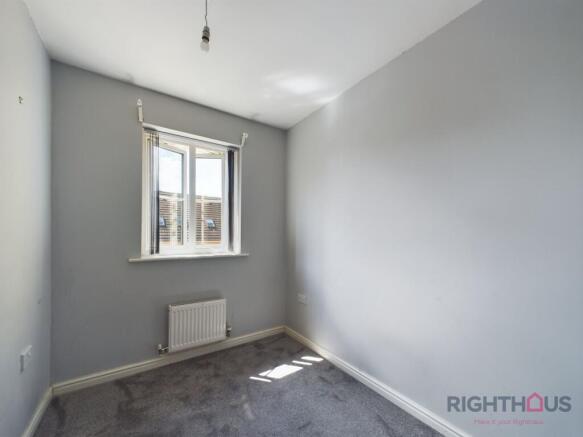 5 bed Town House for sale Image 11