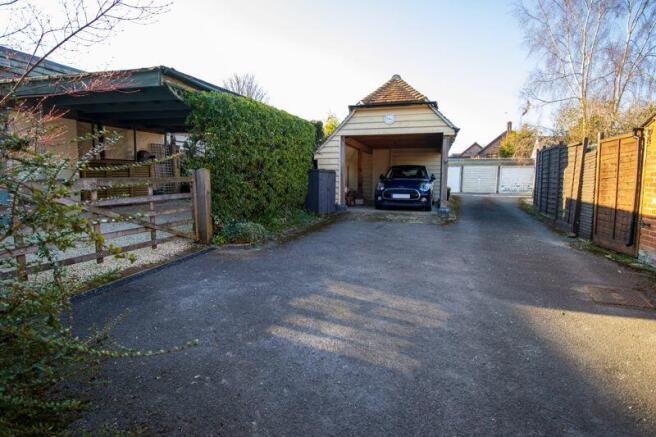 Car Port & Parking